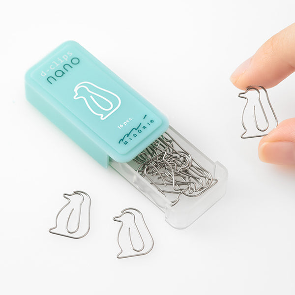 Midori D-Clip Nano Paper Clip - Penguin Pattern