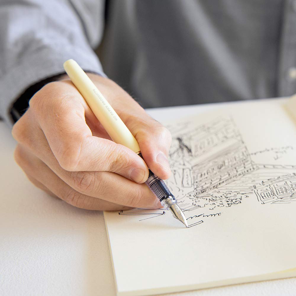 Midori MD Fountain Pen - Medium Nib - MIDORI 38079006 - IRO